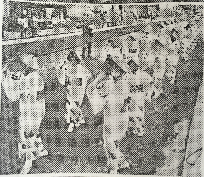 写真:大川町を練るソーラン踊りパレード(昭和45年8月4日の新聞記事より)